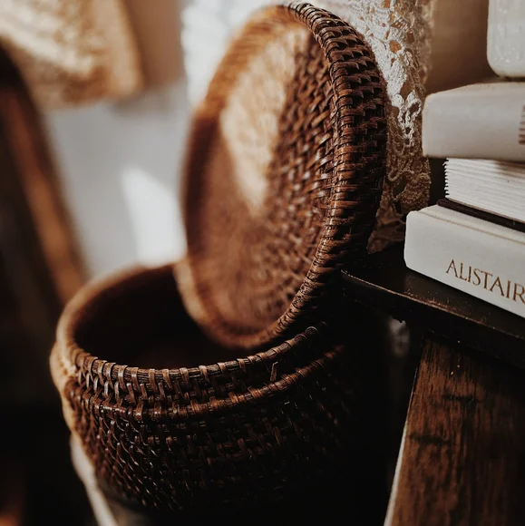 Vintage Round Rattan Brown Storage Basket With Lid - Picture 2 of 5